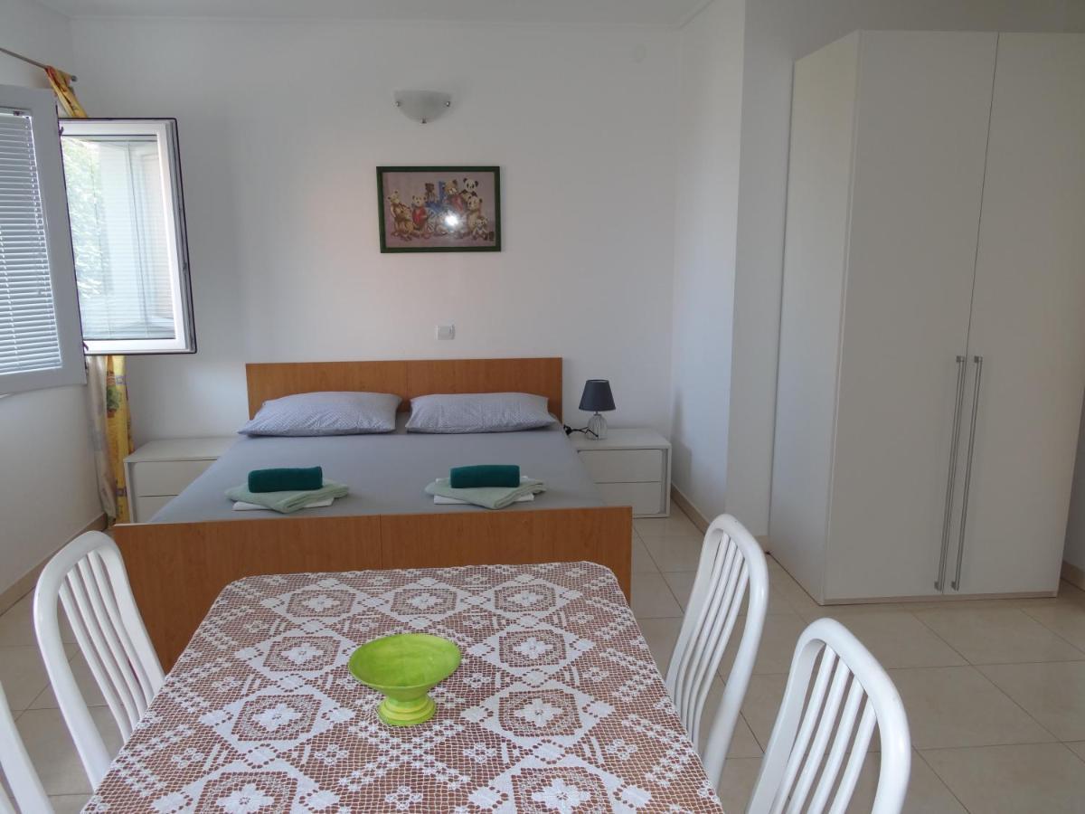 Apartments Jasna Makarska Exterior photo